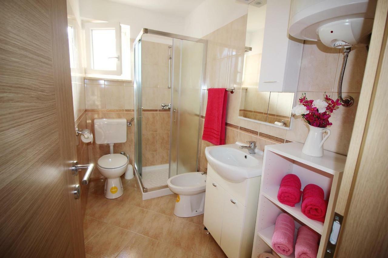 House Anna Apartment Porec Bagian luar foto