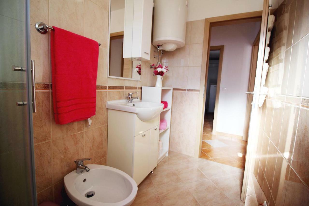 House Anna Apartment Porec Bagian luar foto